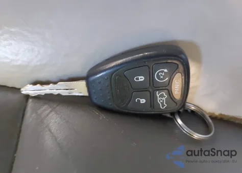 2008 Chrysler Aspen Limited z USA, uszkodzony, nr VIN 1A8HW58N08F131767